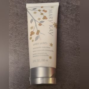 Mary Kay Winter Wishes Shimmering Body Lotion